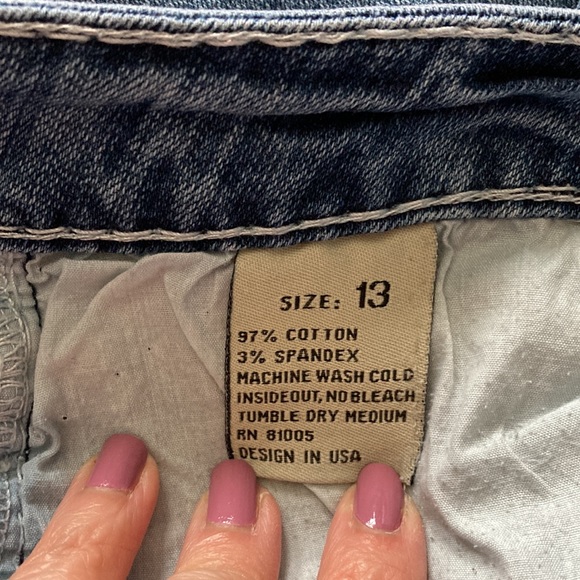 L.A. Idol USA Cropped Denim Jeans Size 13 - Picture 7 of 12